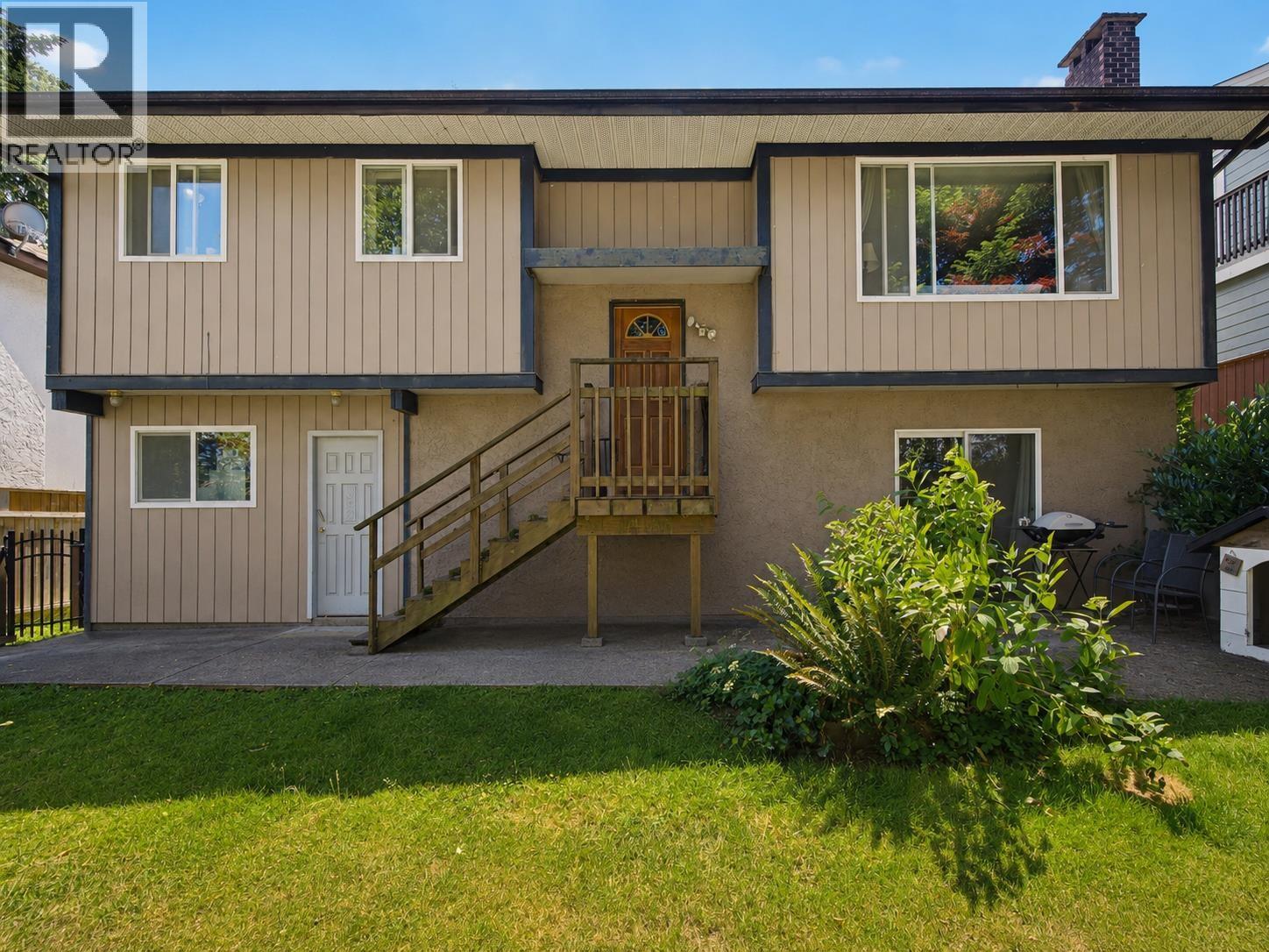 3 Bed, 3 Bath House for Sale in Coquitlam – 3204 MARINER WAY, Coquitlam – MLS# R3148591 - Image 4