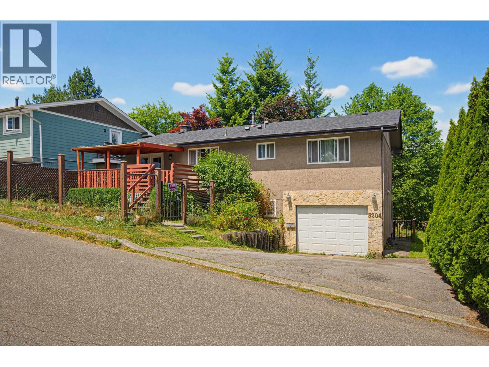 3 Bed, 3 Bath House for Sale in Coquitlam – 3204 MARINER WAY, Coquitlam – MLS# R3148591 - Image 56