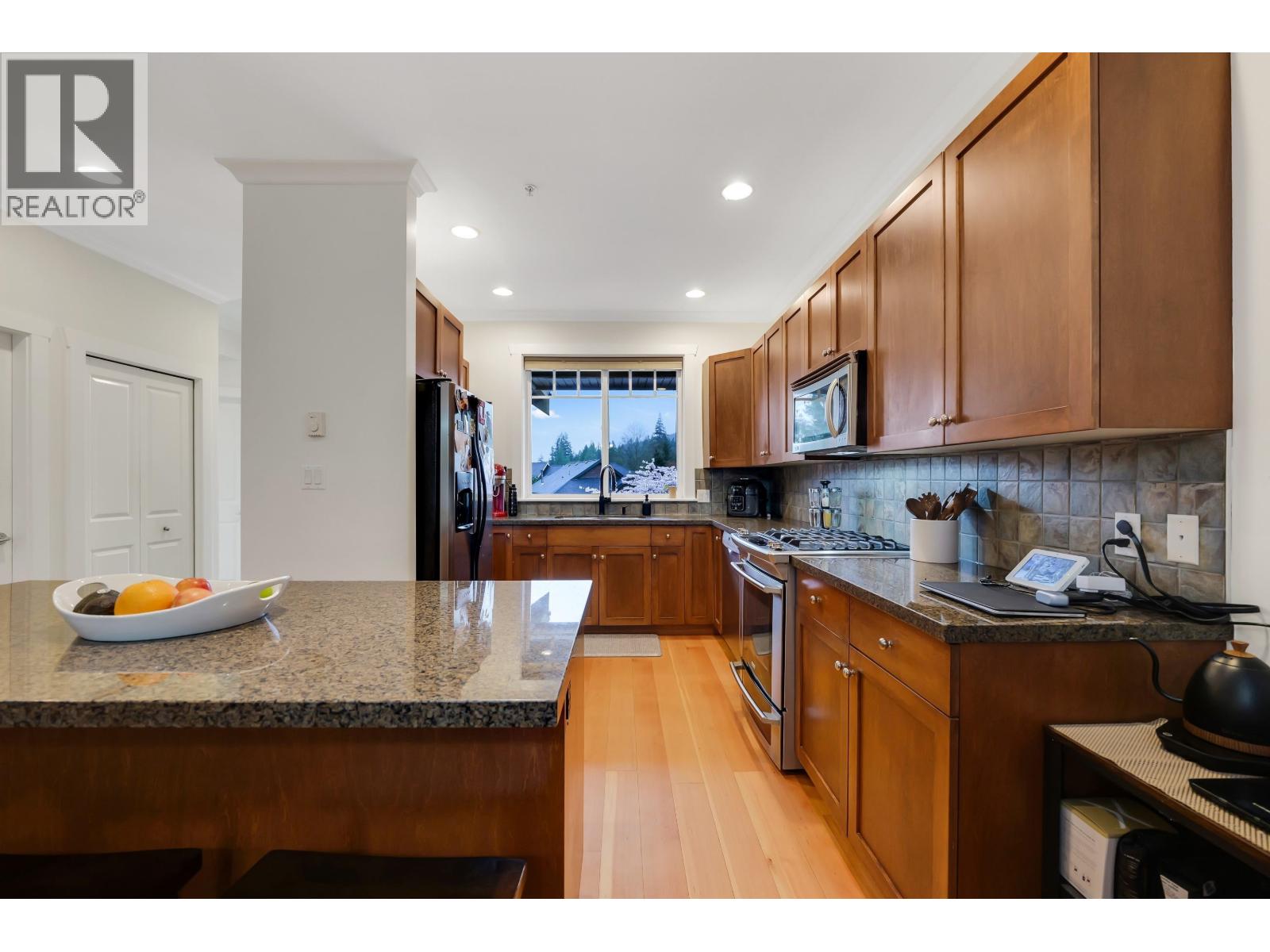 38618 CHERRY DRIVE, Squamish