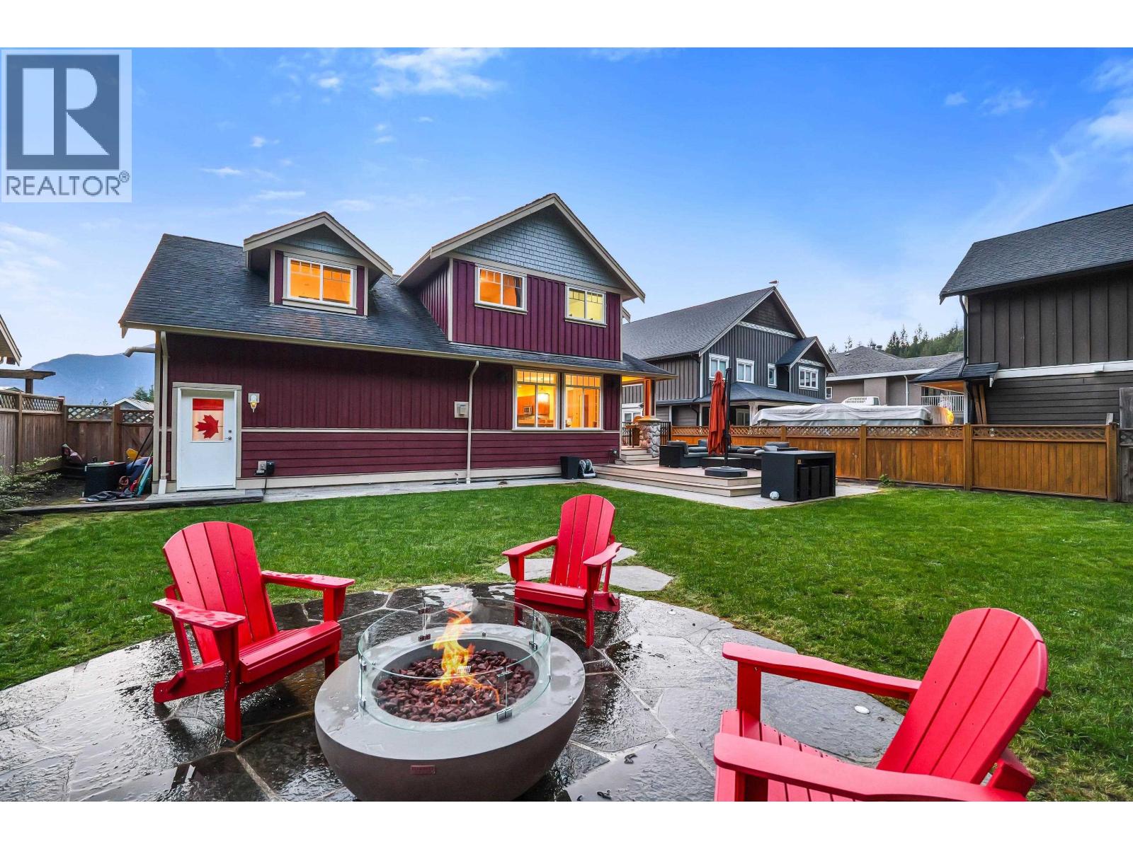 38618 CHERRY DRIVE, Squamish