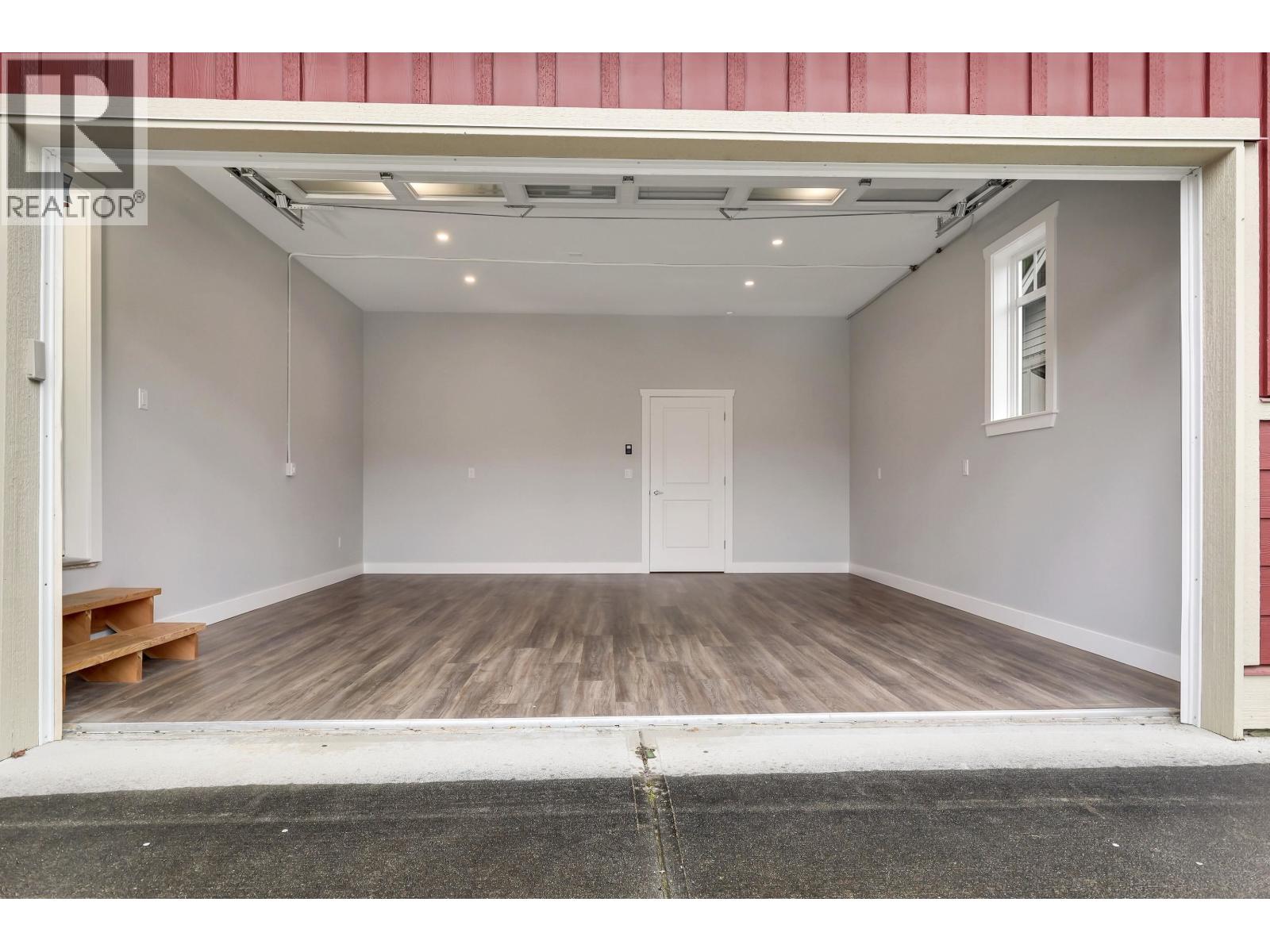 38618 CHERRY DRIVE, Squamish