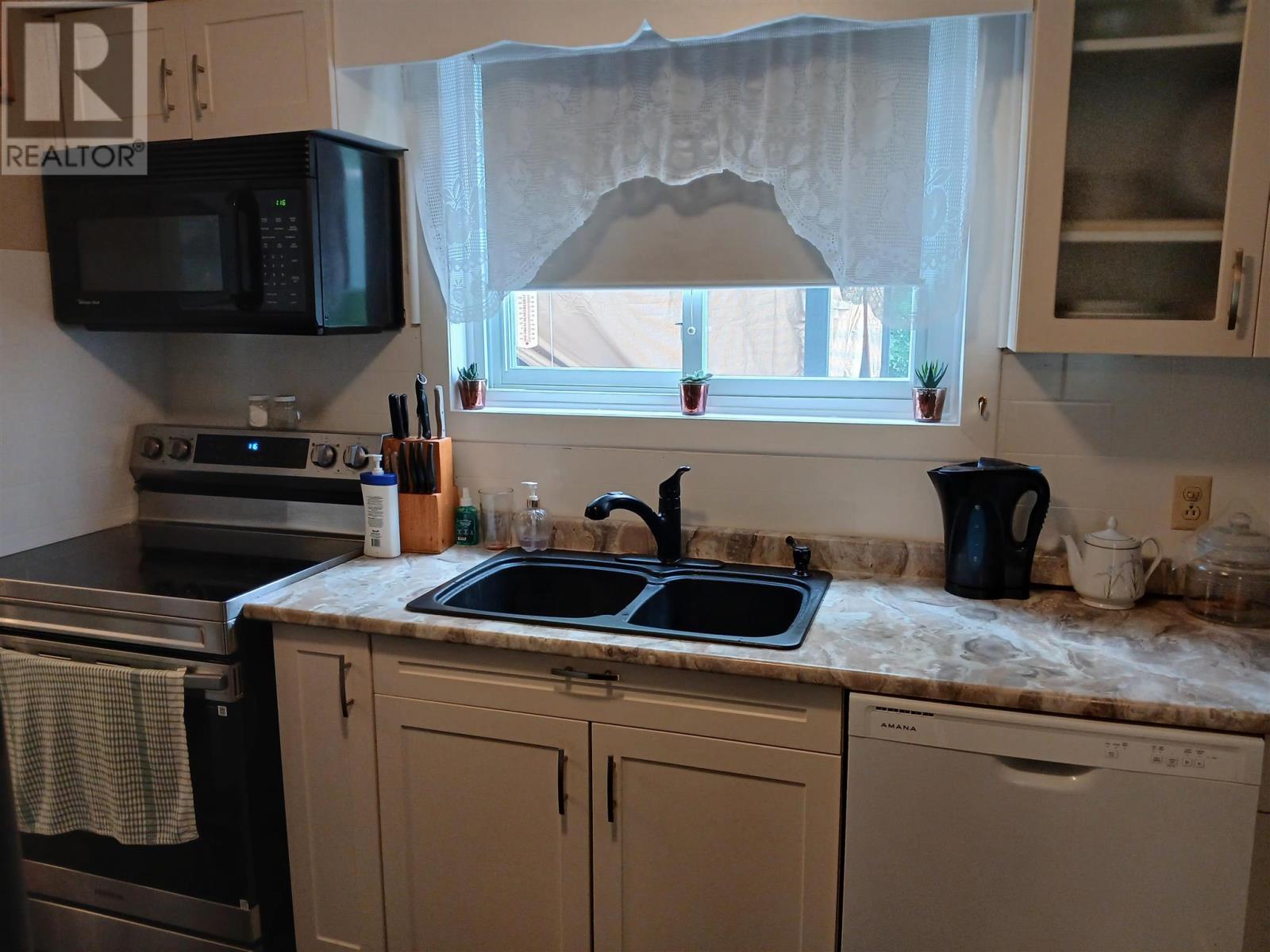 45 Poplar RD - 10