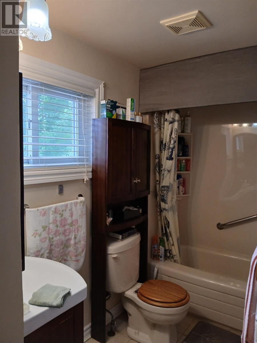 45 Poplar RD - 17