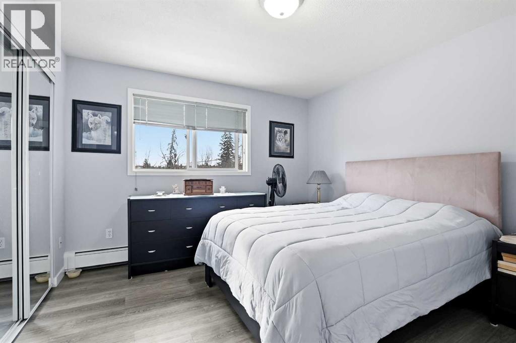 #309 5330 47 Avenue - 14