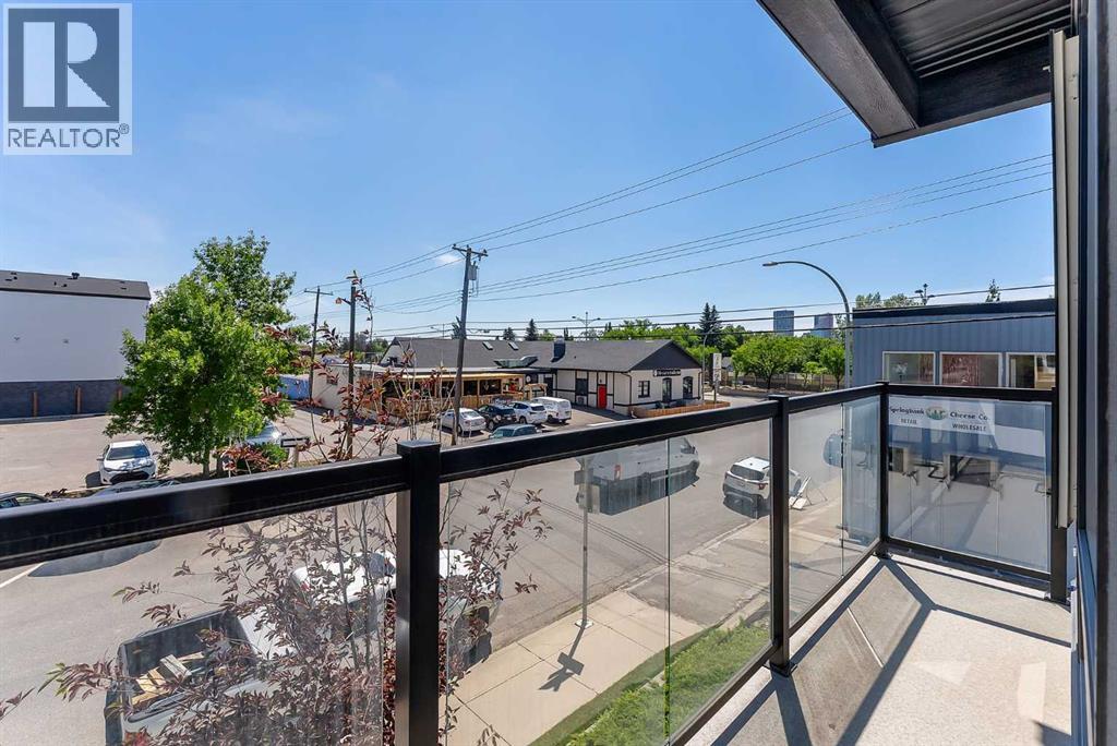 #205 605 17 Avenue NW - 12