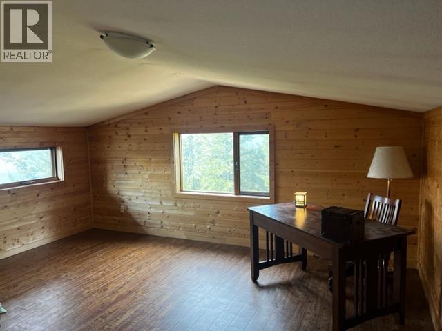 5572 Oyama Lake Road - 32