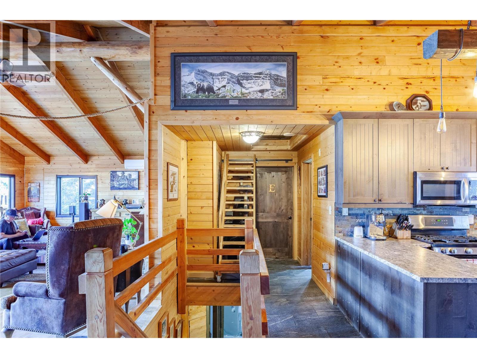 5572 Oyama Lake Road - 15