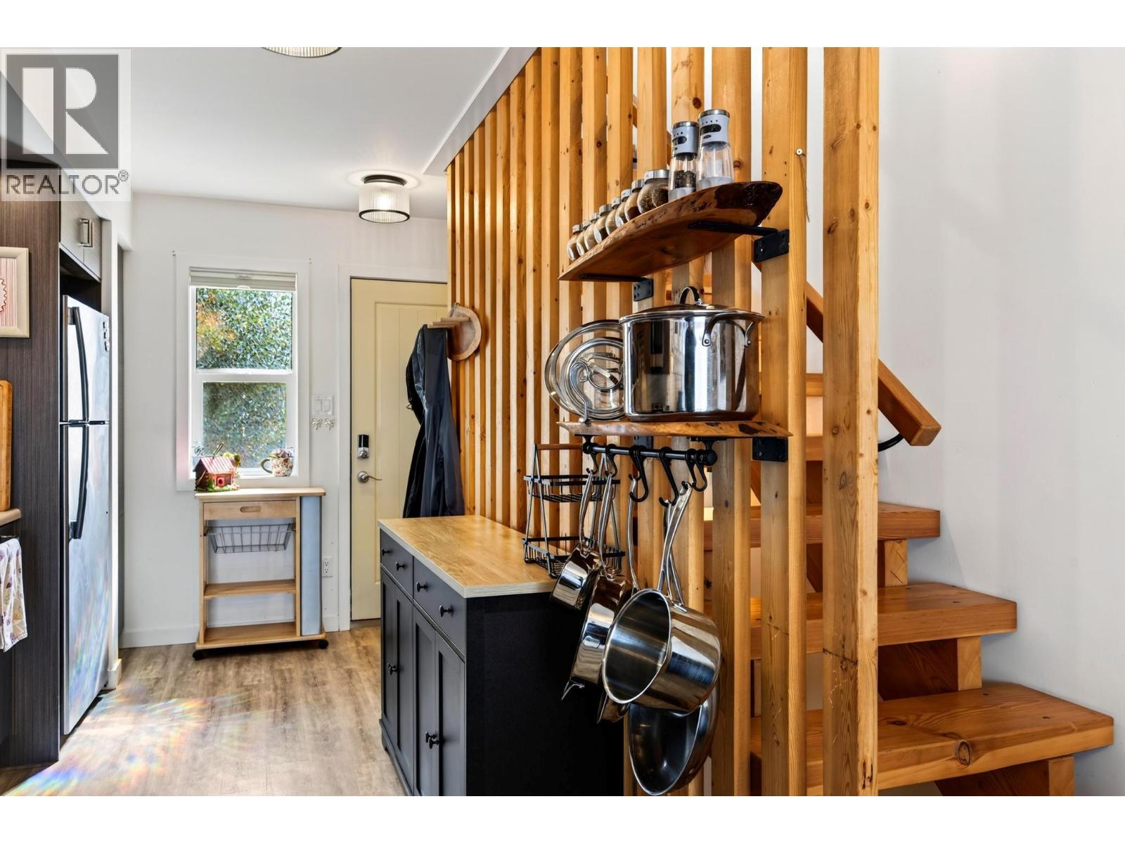 #6 1110 11th Street - 7