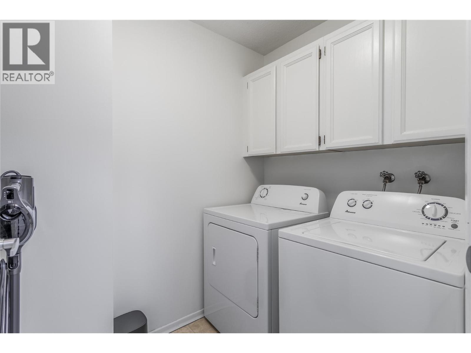 #308 1075 Bernard Avenue - 19