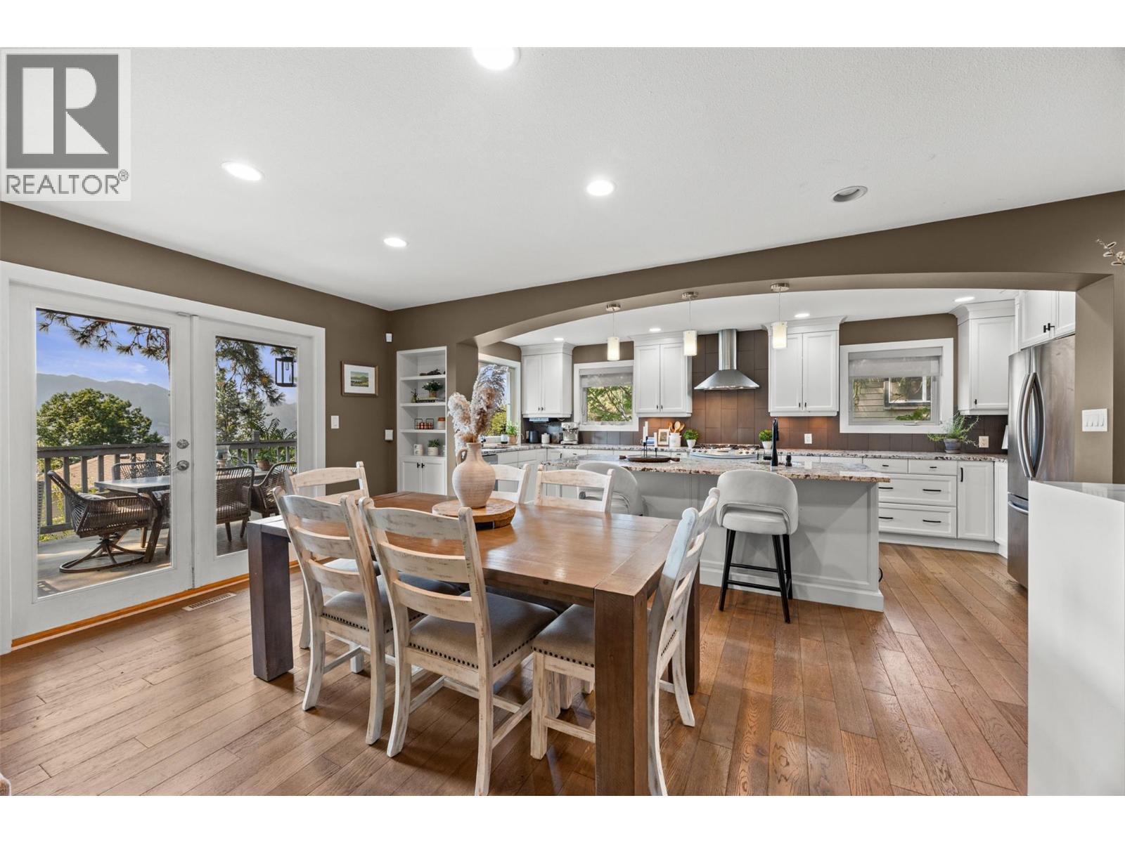 2185 Shannon Way - 12