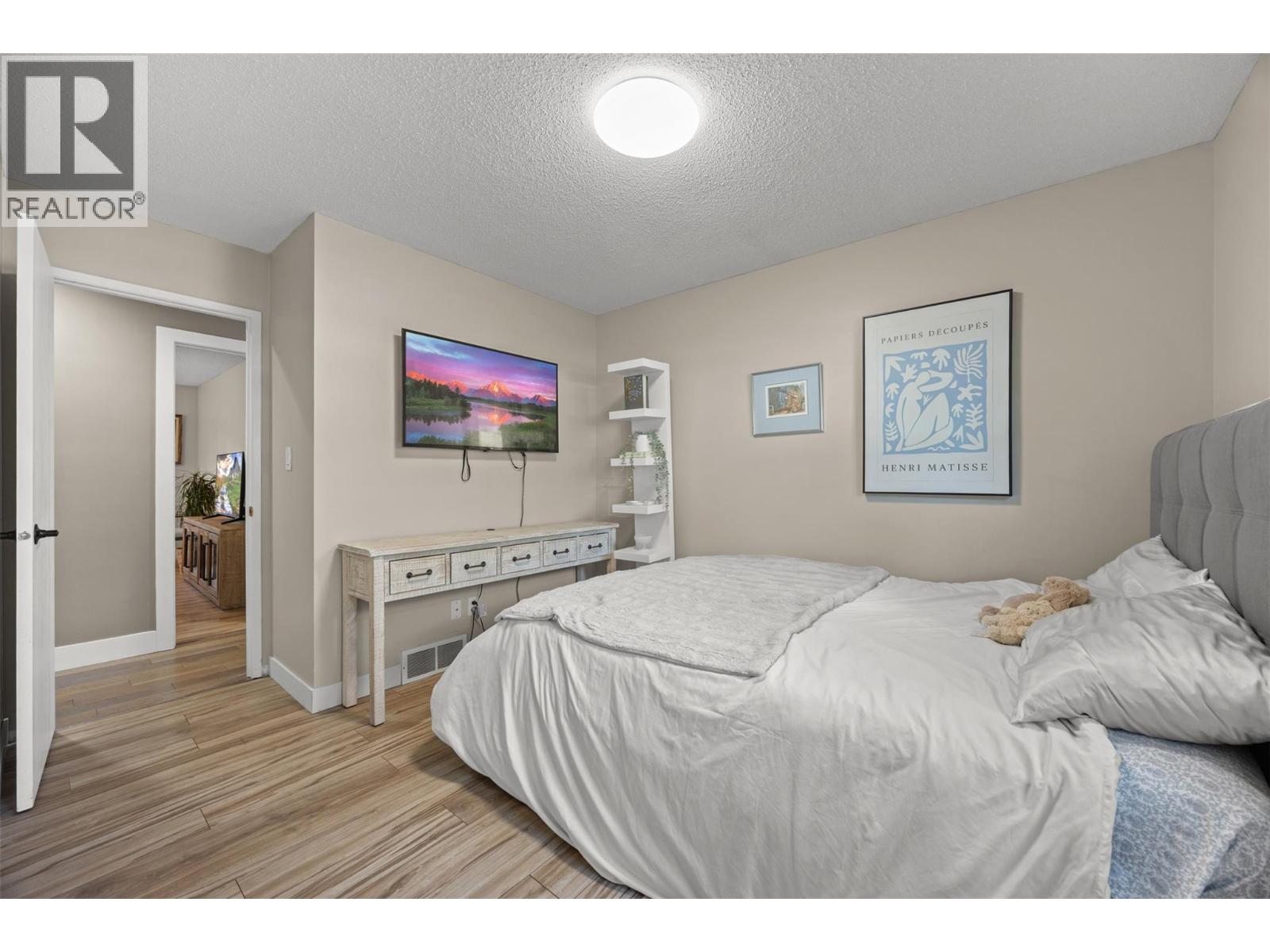 2185 Shannon Way - 30