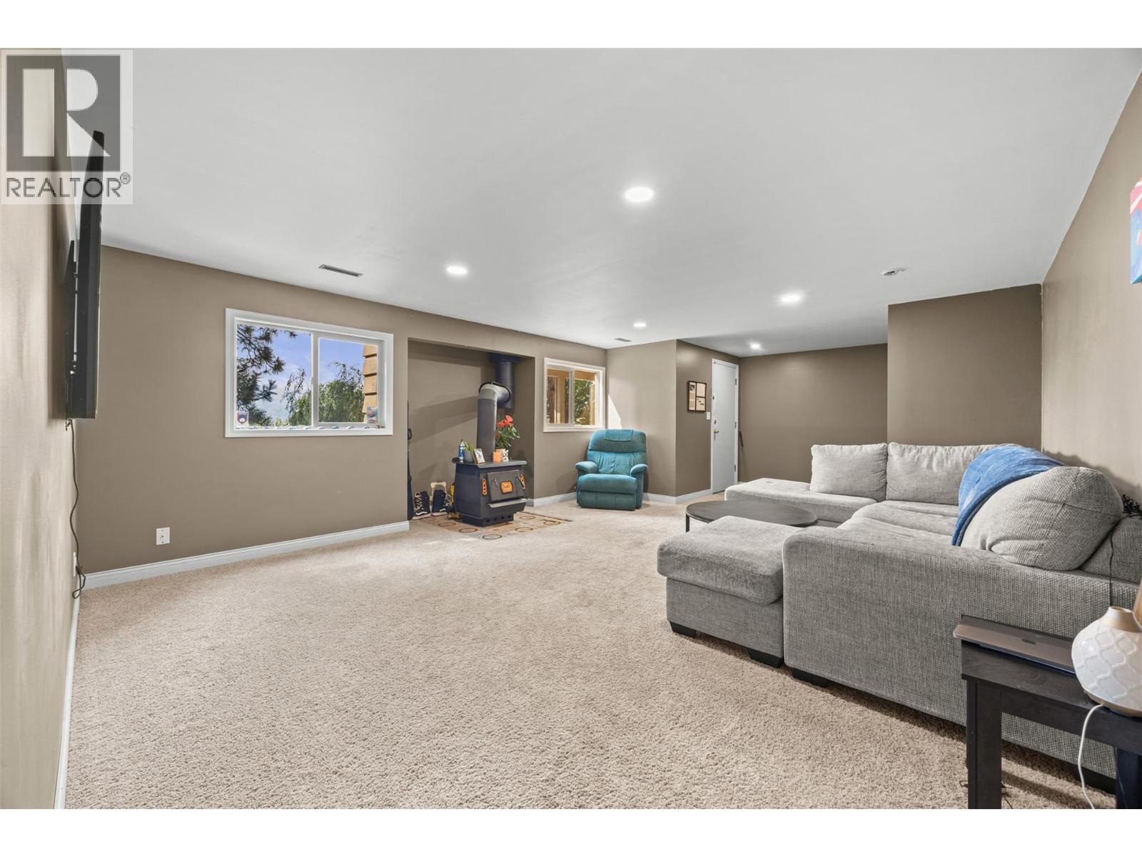 2185 Shannon Way - 42