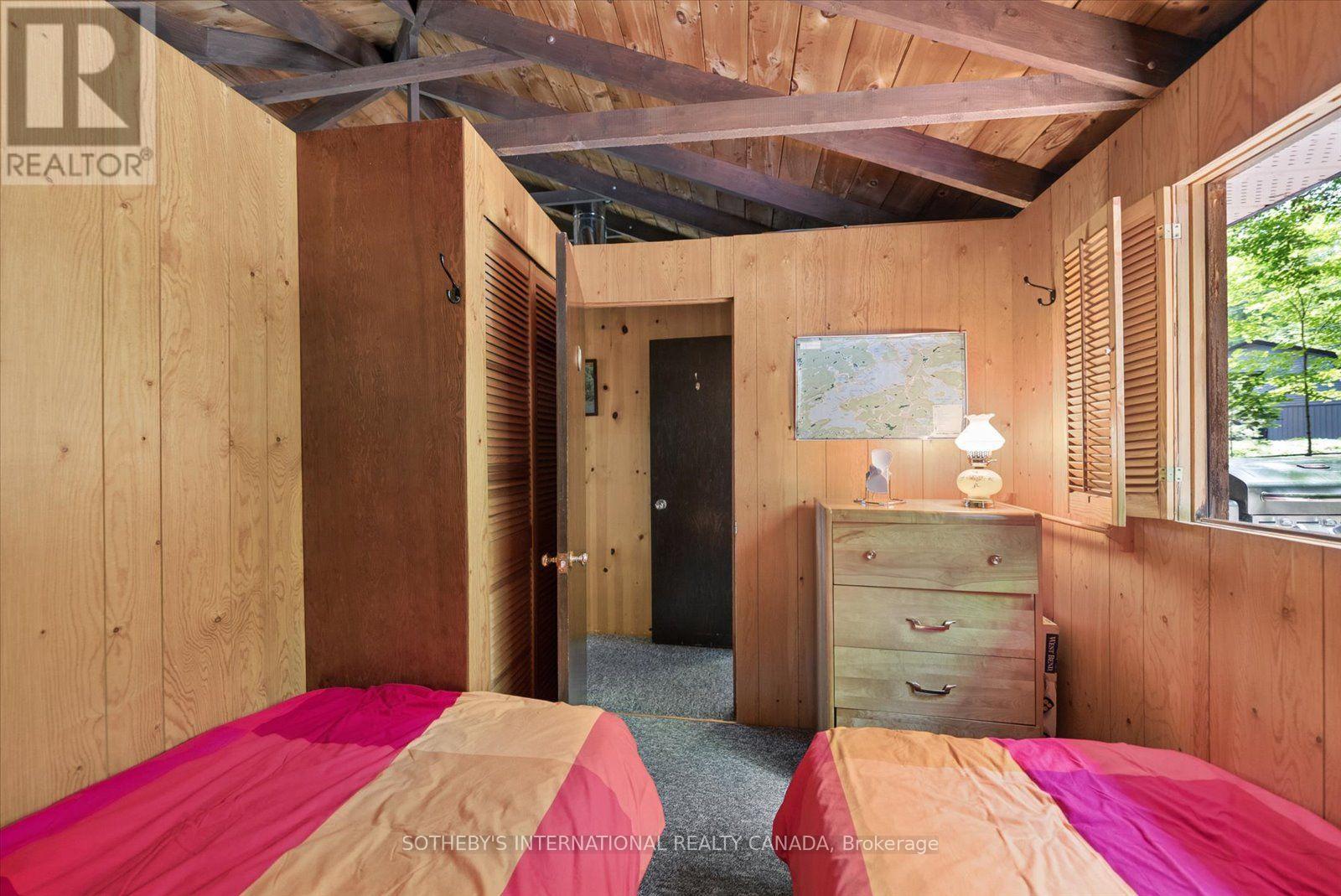 1003 GENTLE BREEZE LANE - 32