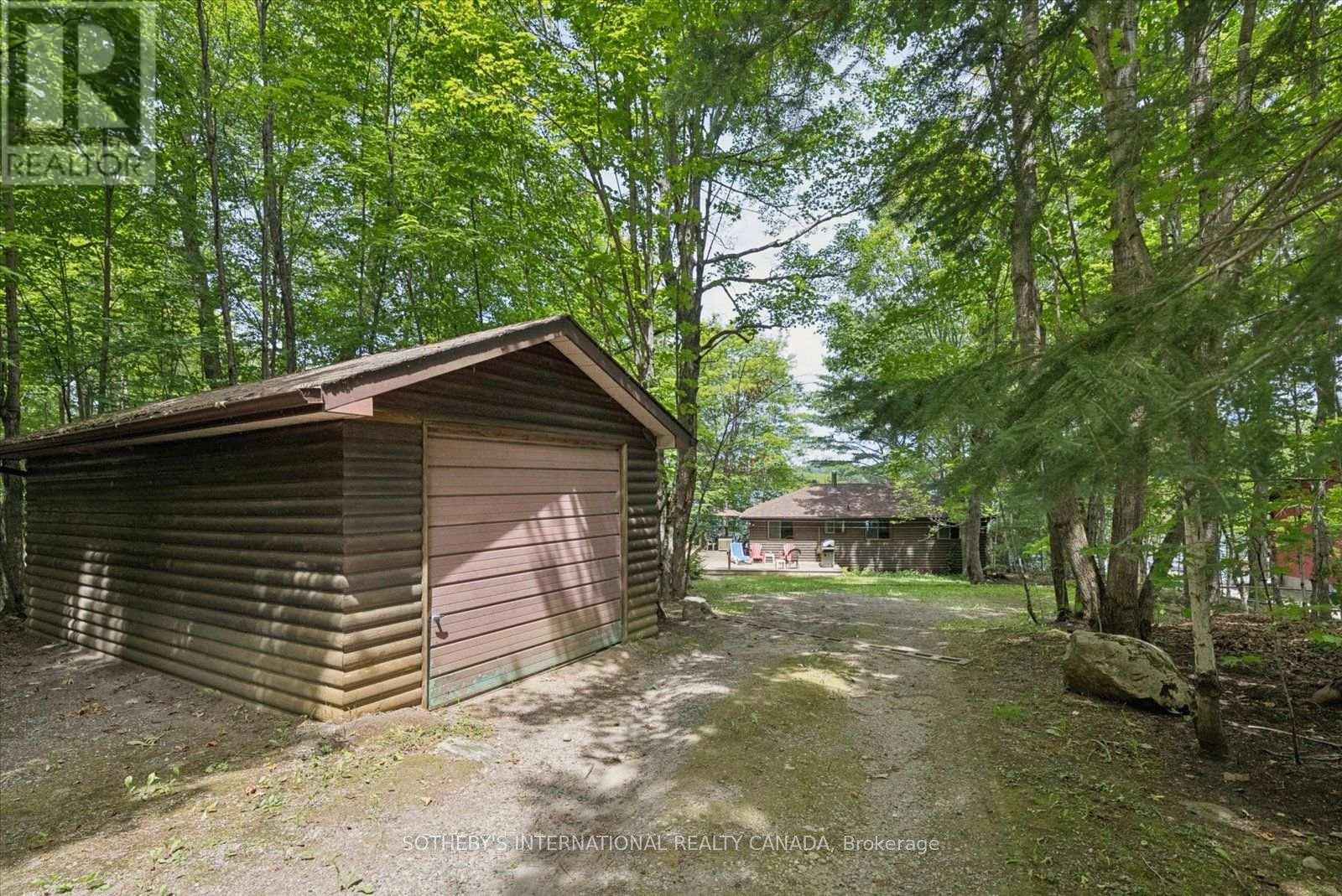 1003 GENTLE BREEZE LANE - 45