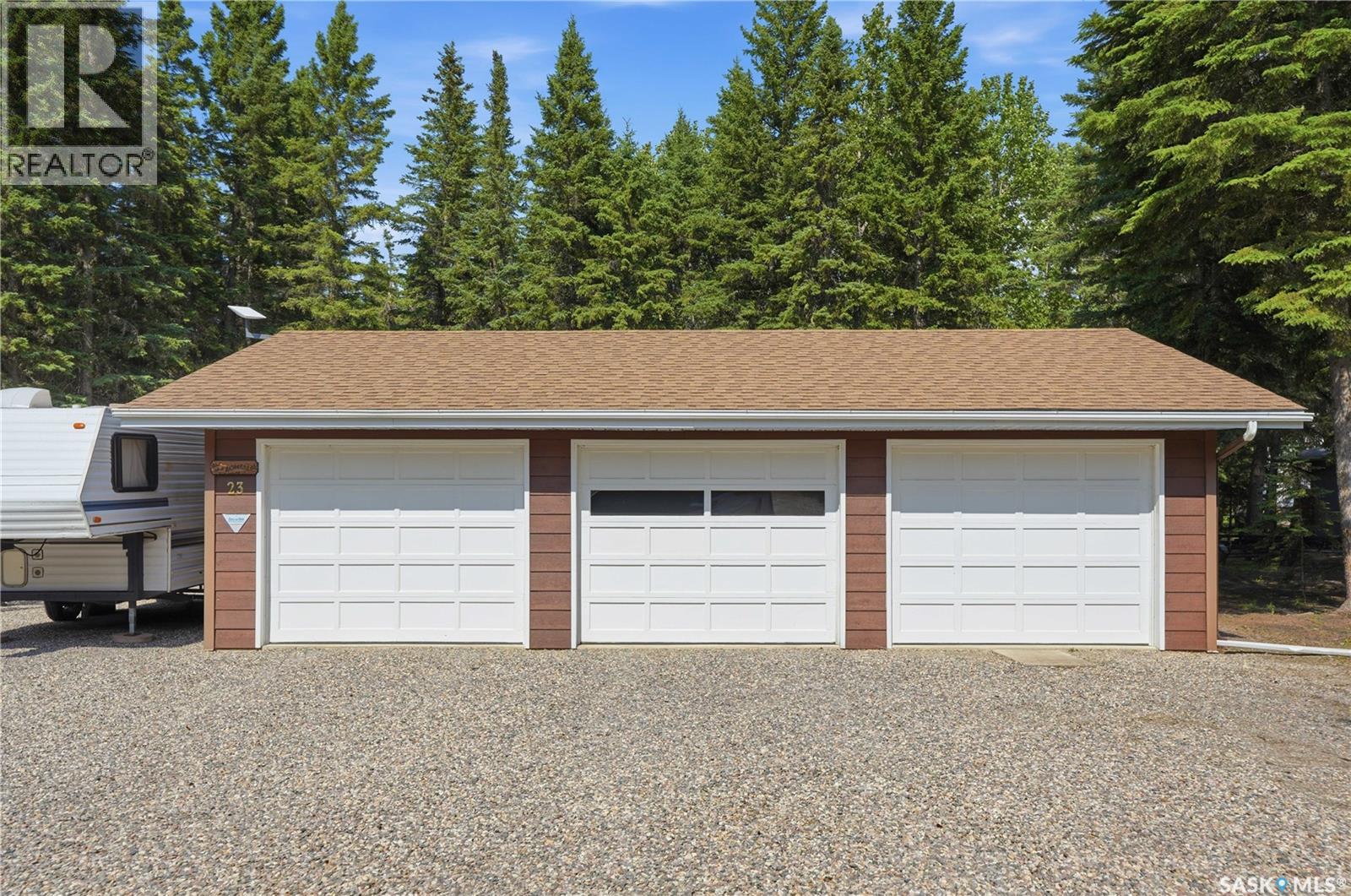 23 Saskatchewan DRIVE - 2