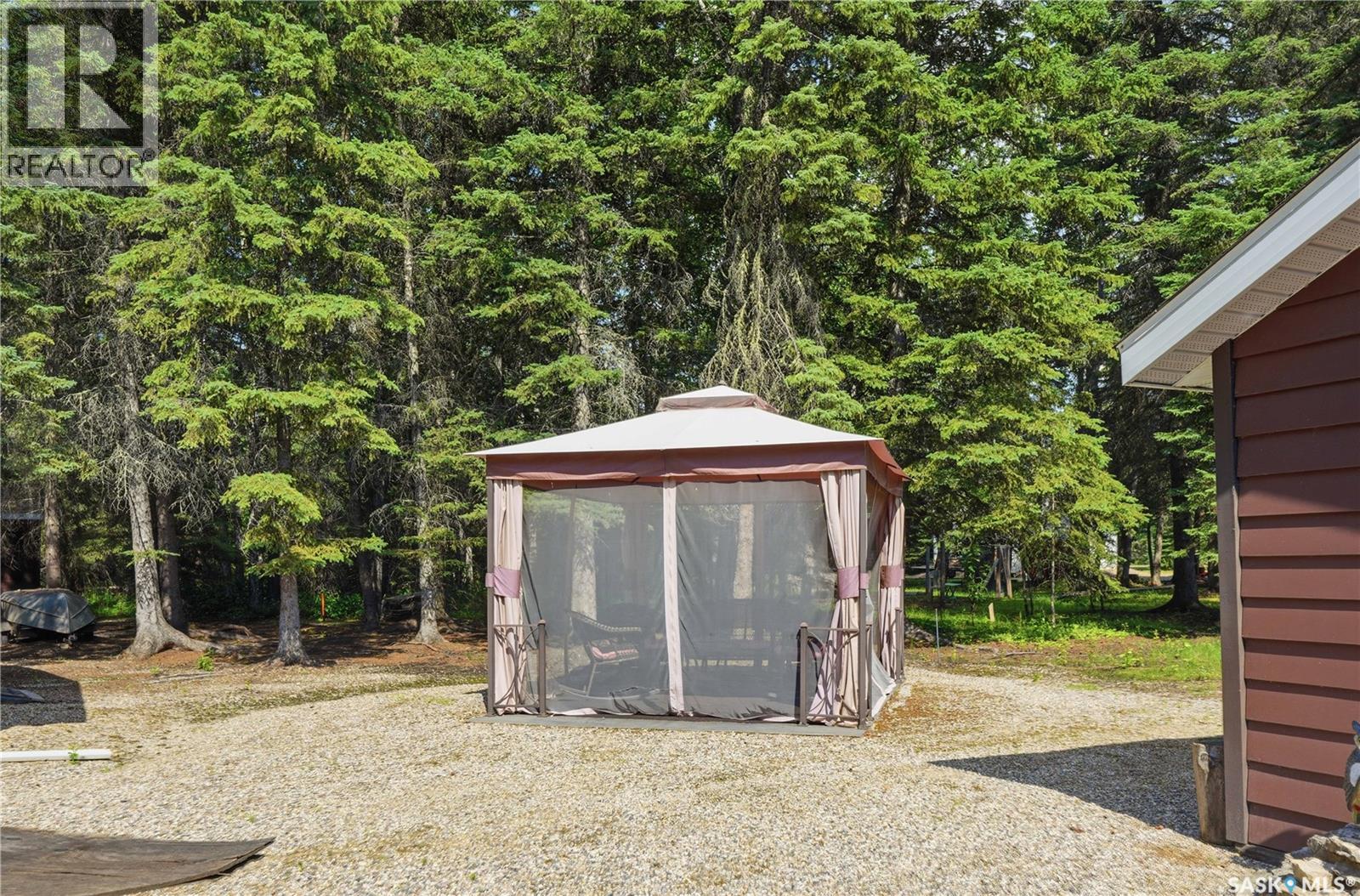 23 Saskatchewan DRIVE - 27