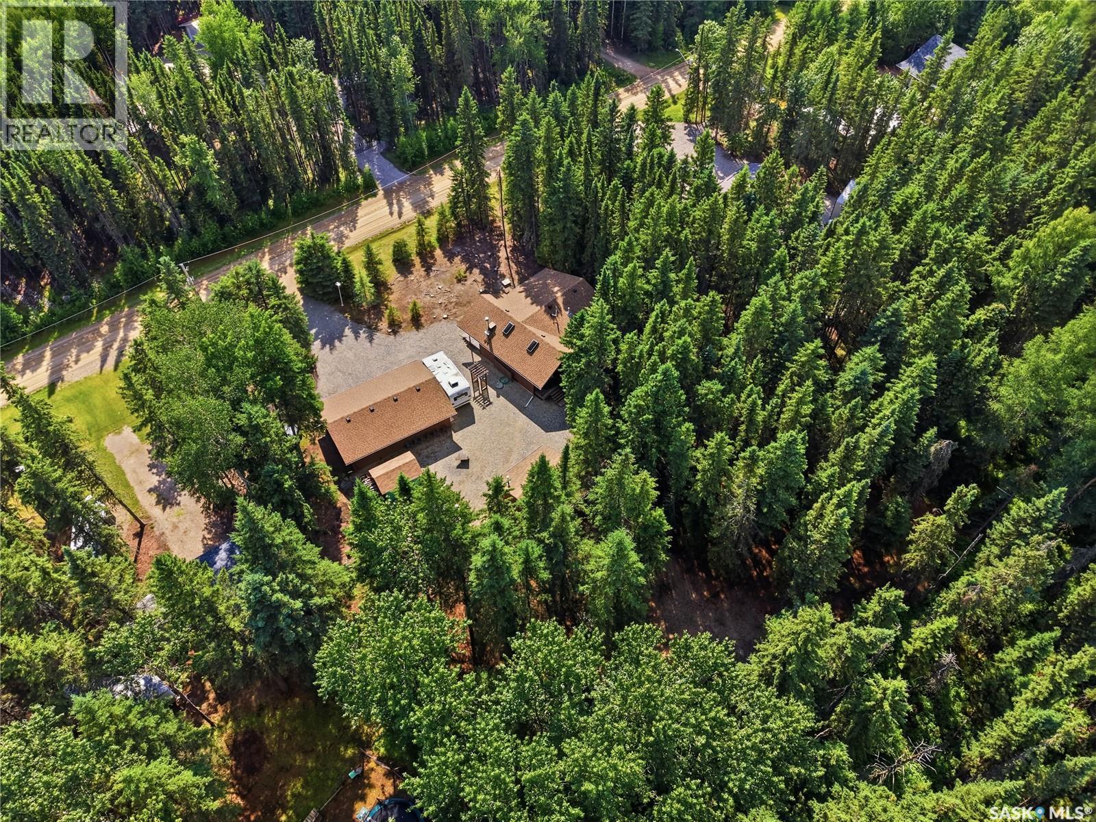 23 Saskatchewan DRIVE - 42