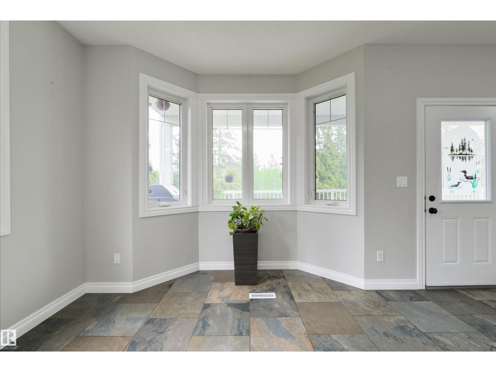 56010 RGE ROAD 20A - 12