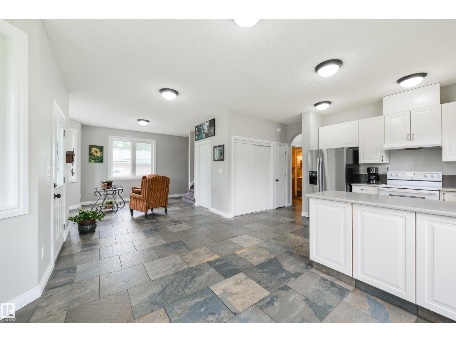 56010 RGE ROAD 20A - 14