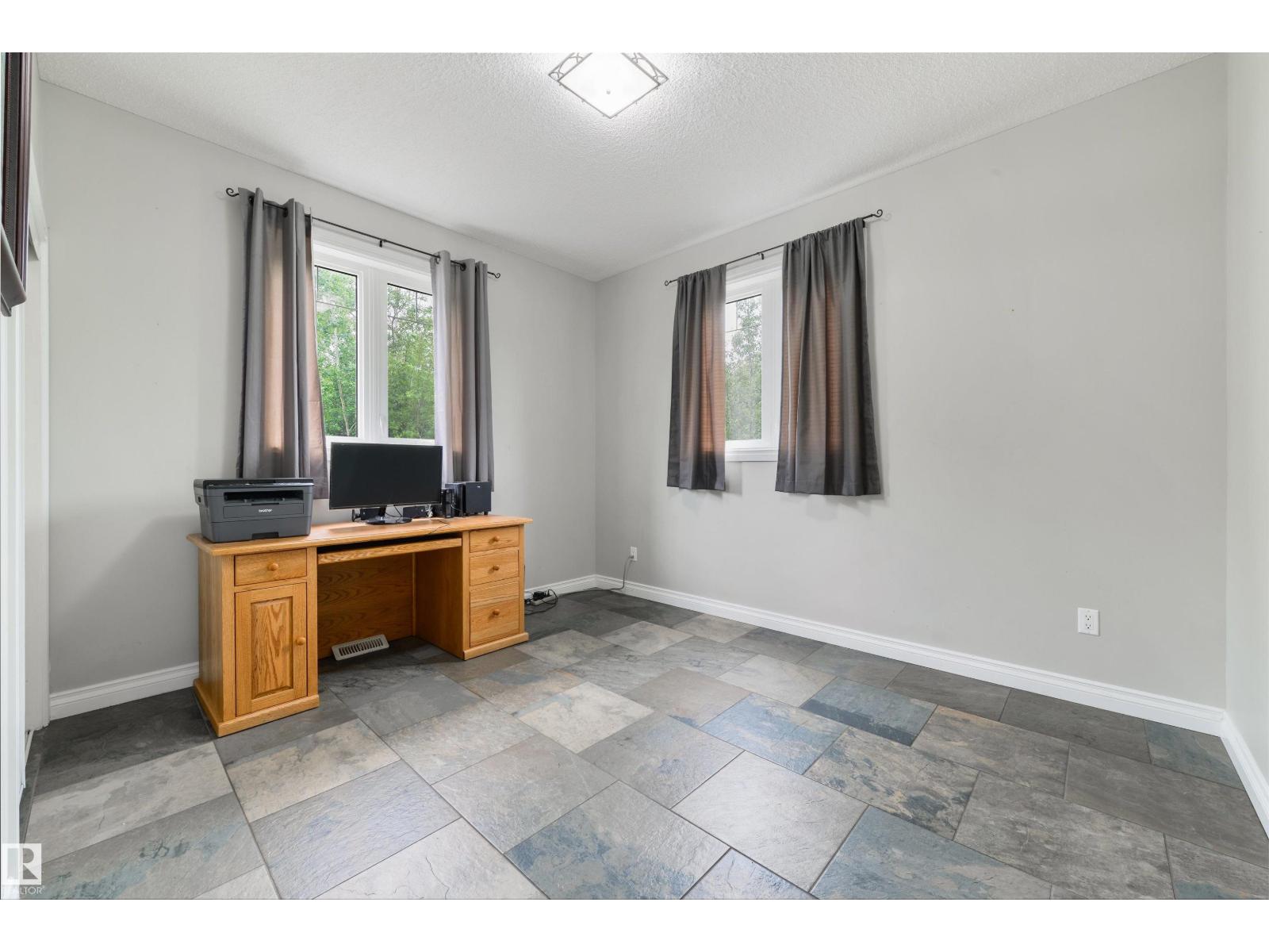 56010 RGE ROAD 20A - 16