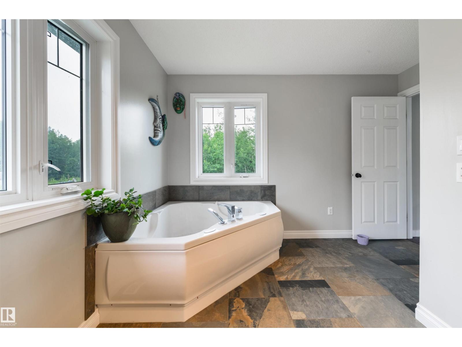 56010 RGE ROAD 20A - 35