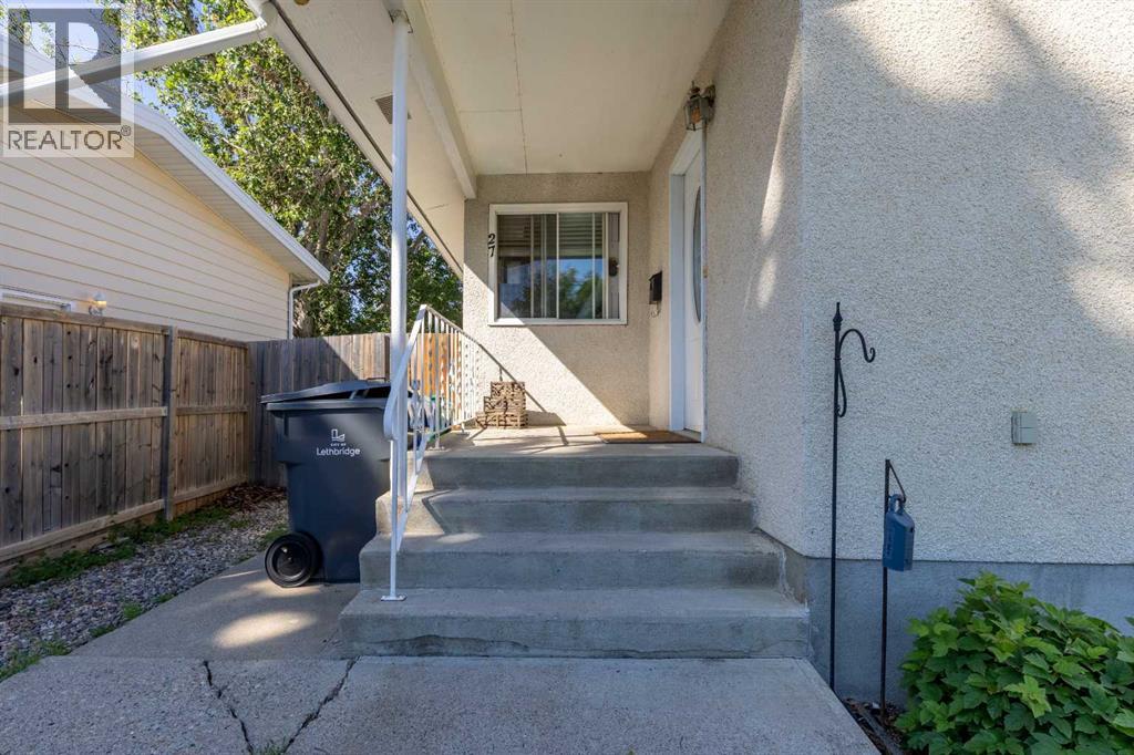 27 Laval Boulevard W - 4