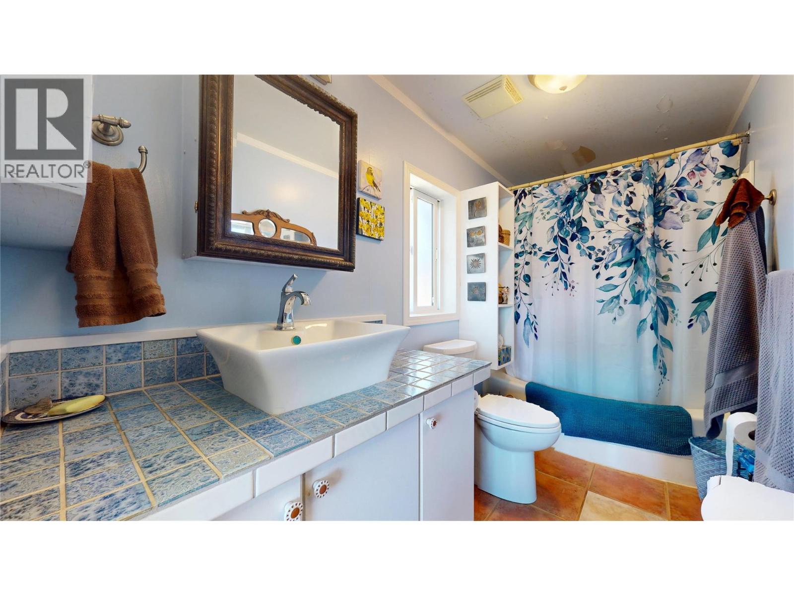 #16 9762 Ermacora Road - 19