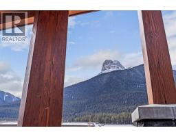 205, 106 Stewart Creek Rise, Canmore, AB T1W0N3 Photo 32