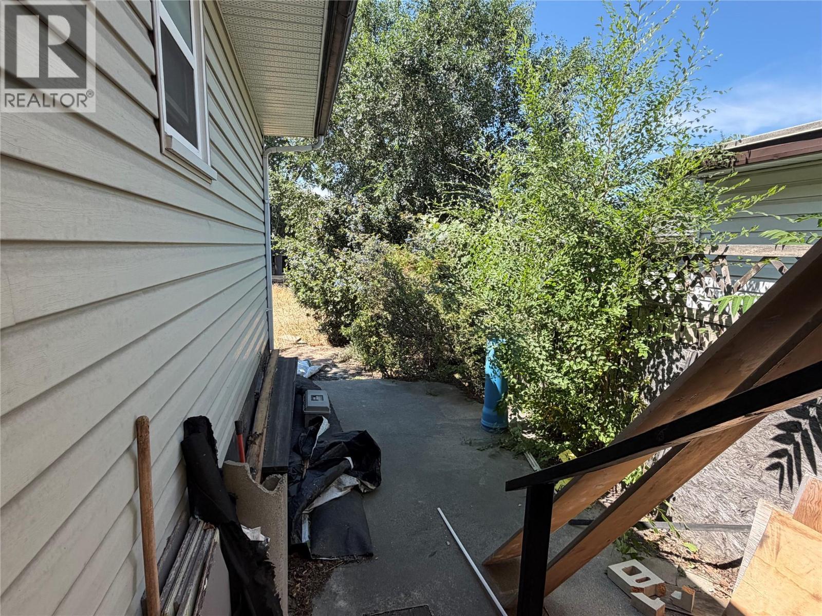 1297 King Street - 8