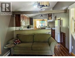 440 Hubscher Road, Ross Spur, BC V0G1L0 Photo 16