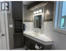 440 Hubscher Road, Ross Spur, BC V0G1L0 Photo 52