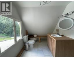 440 Hubscher Road, Ross Spur, BC V0G1L0 Photo 41