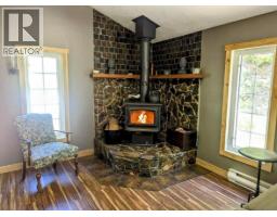 440 Hubscher Road, Ross Spur, BC V0G1L0 Photo 17