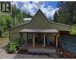 440 Hubscher Road, Ross Spur, BC V0G1L0 Photo 13
