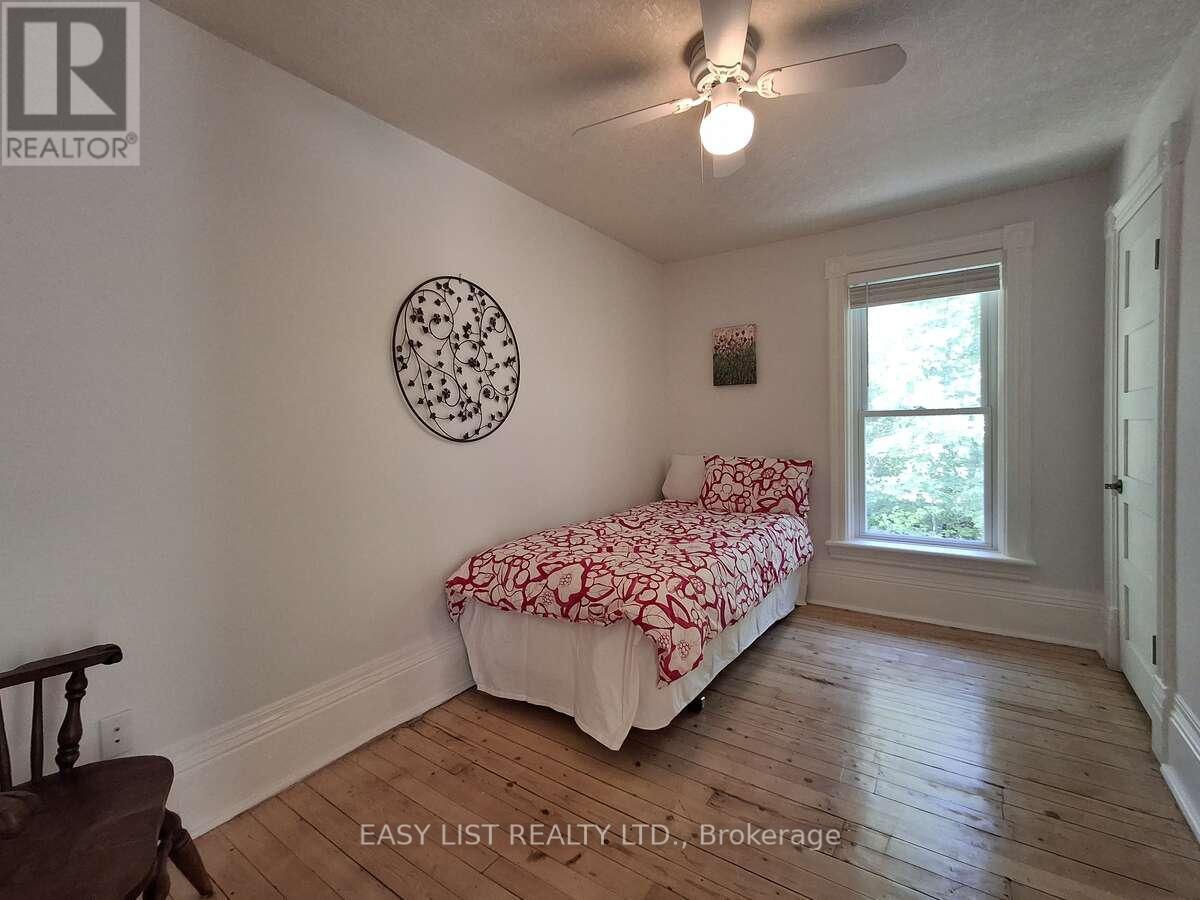 9 RIVER STREET - 10