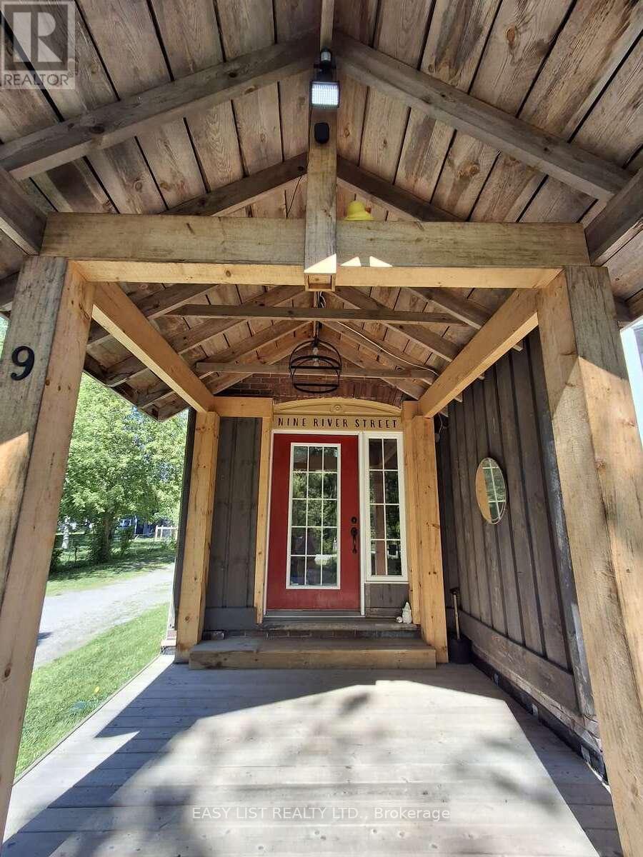 9 RIVER STREET - 3