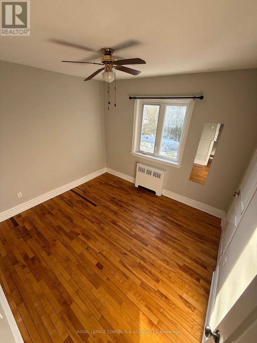 329 RICHELIEU AVENUE - 11