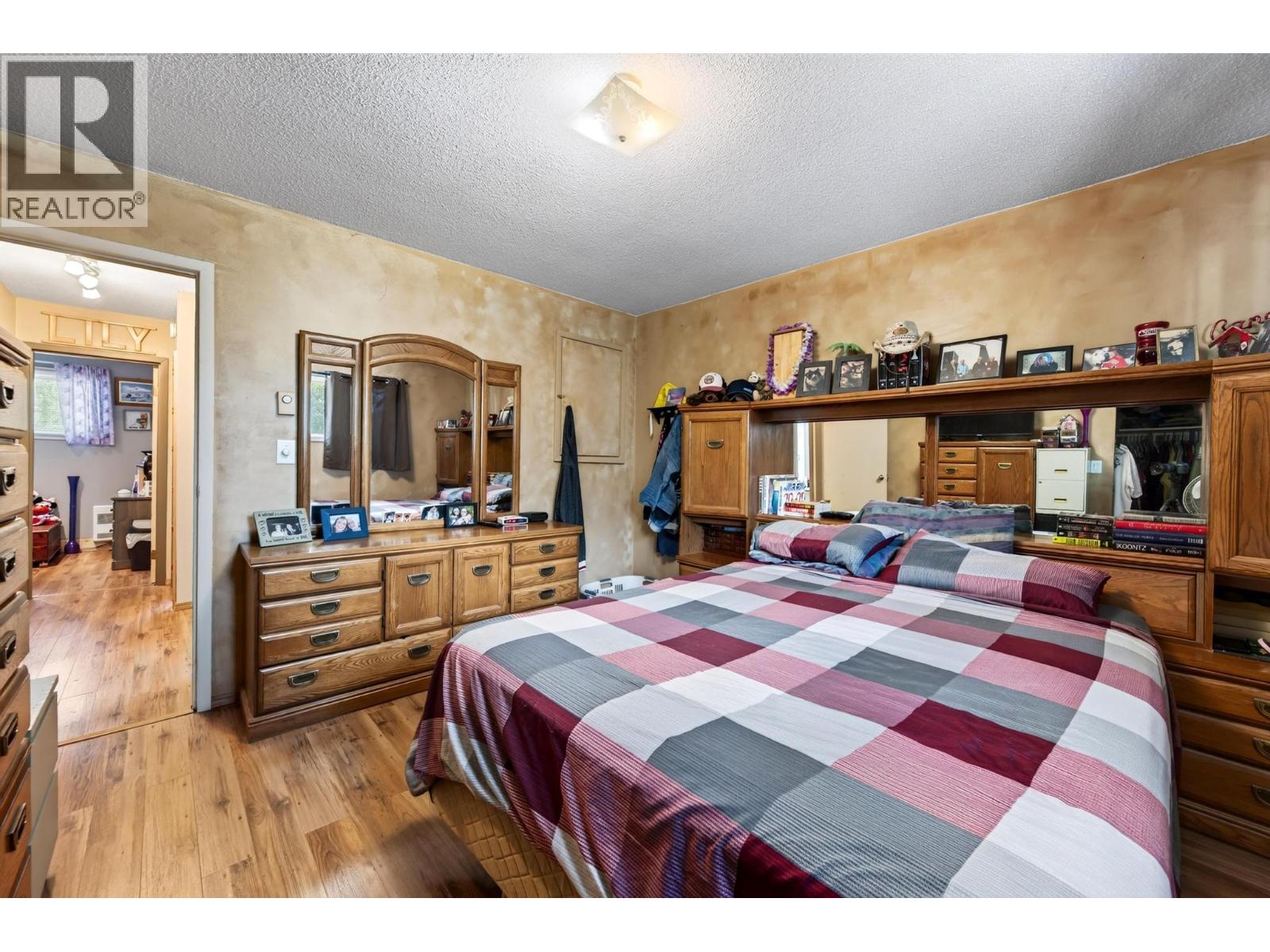 #18 400 5th Avenue - 20