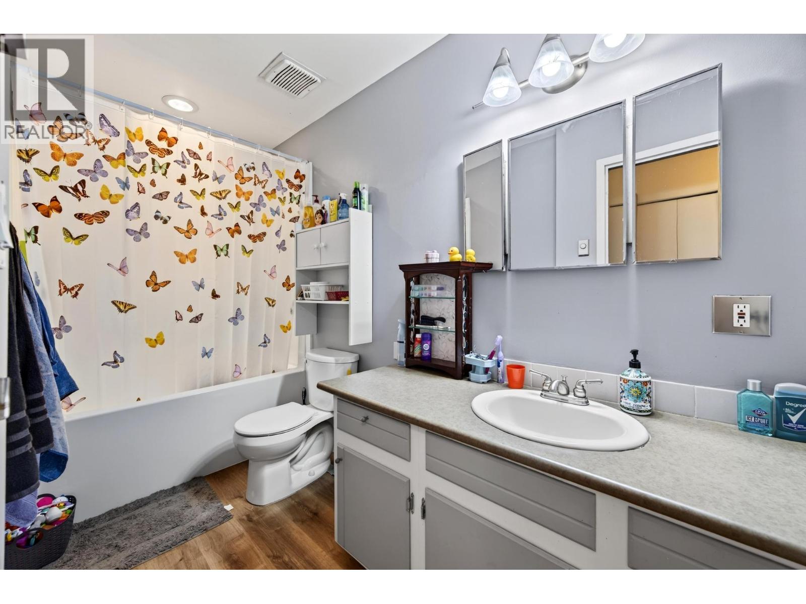 #18 400 5th Avenue - 23