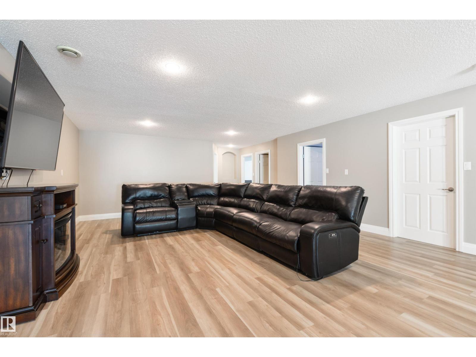 #45 53522 RGE ROAD 274 - 31