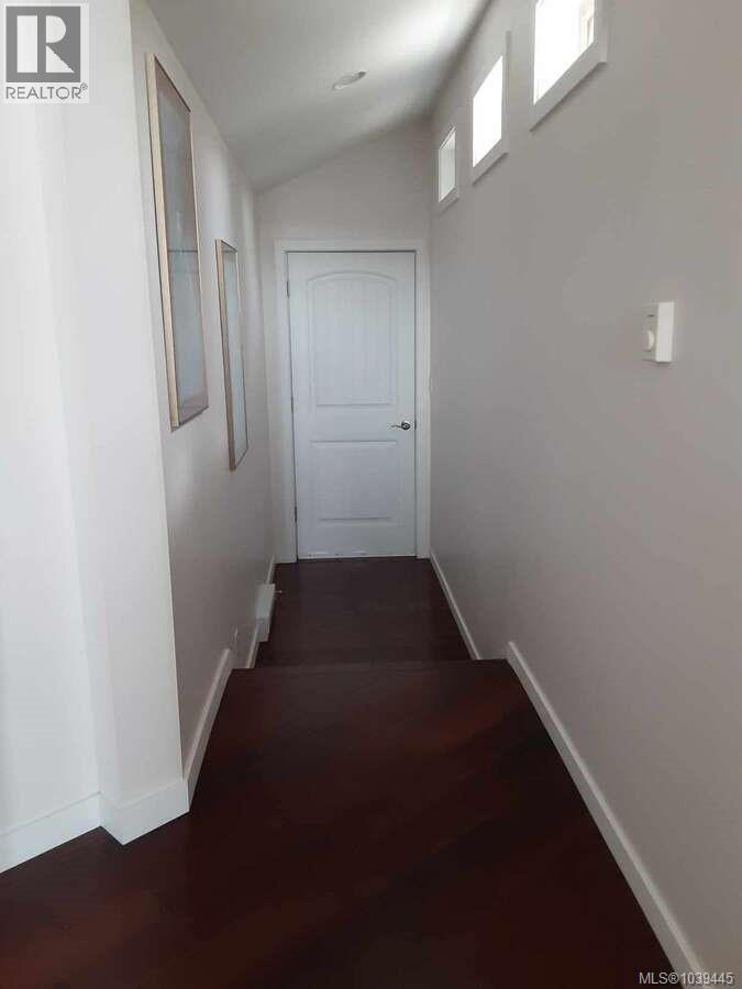 733 Berry Point Rd - 10