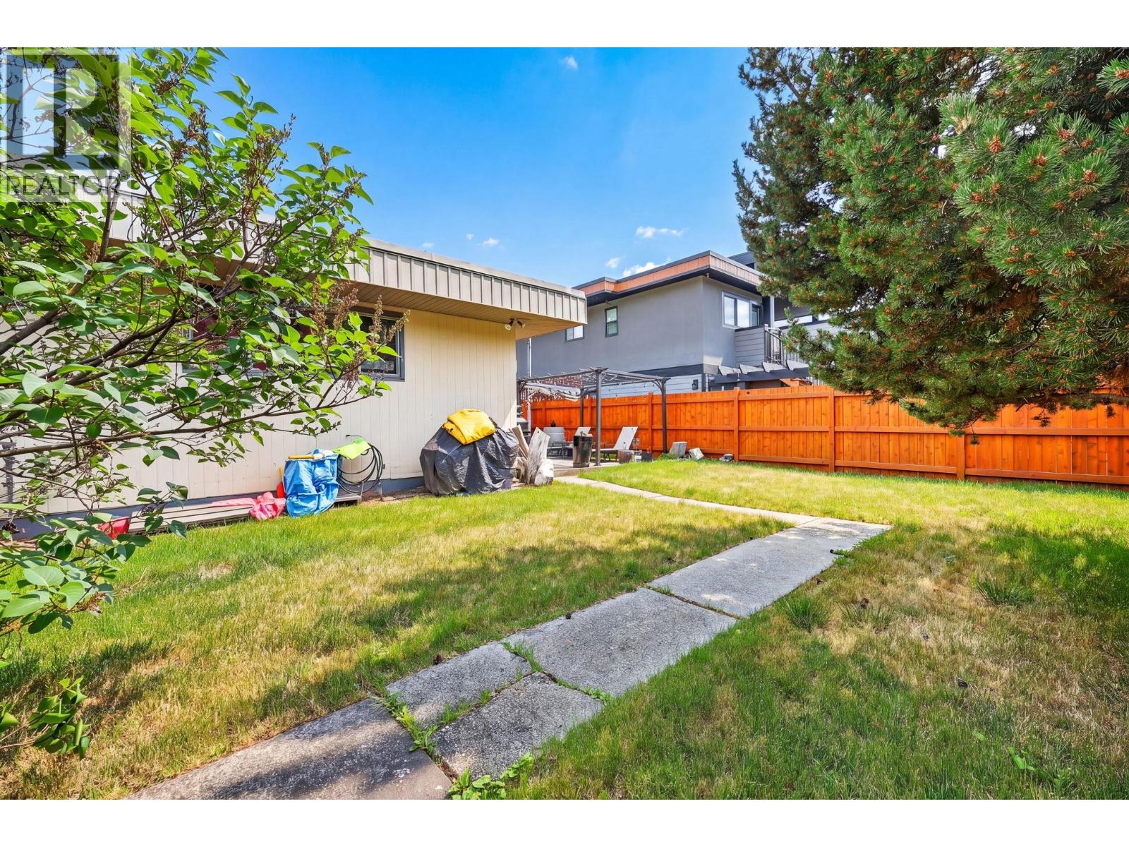 348 Burne Avenue - 16
