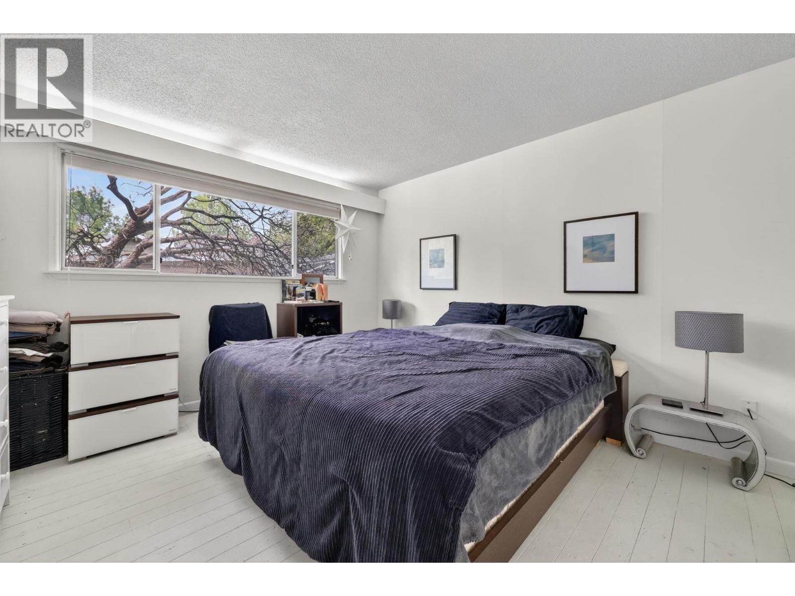 348 Burne Avenue - 10
