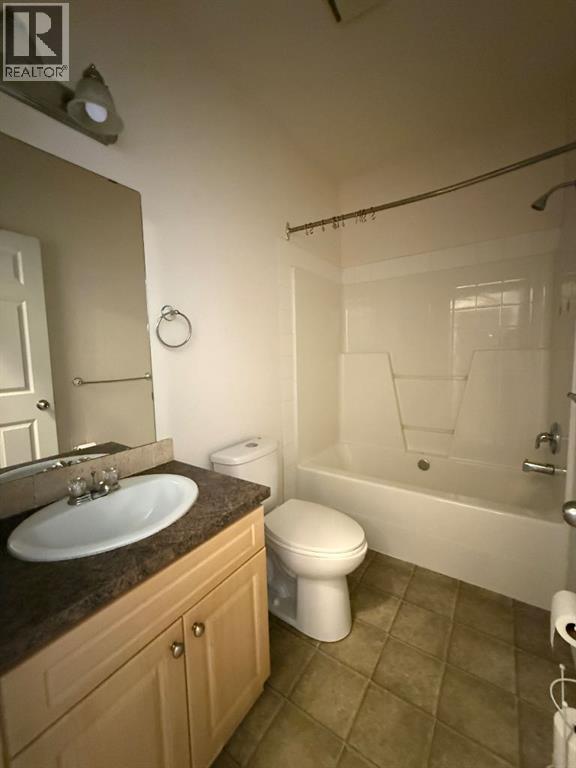 5701,5703 Evergreen Drive - 10