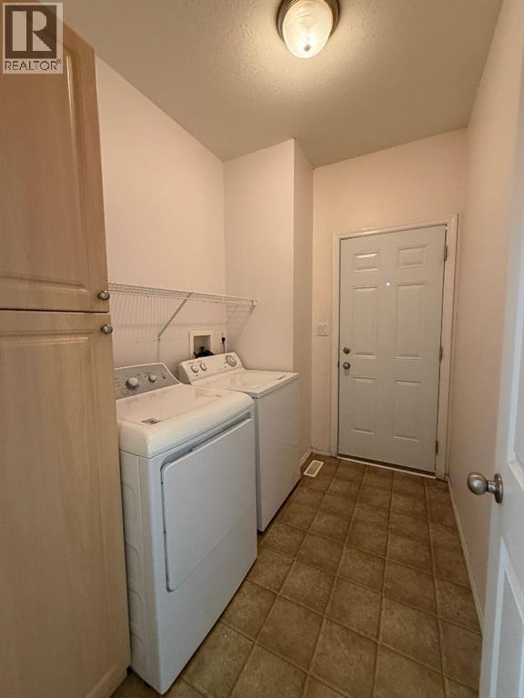 5701,5703 Evergreen Drive - 9