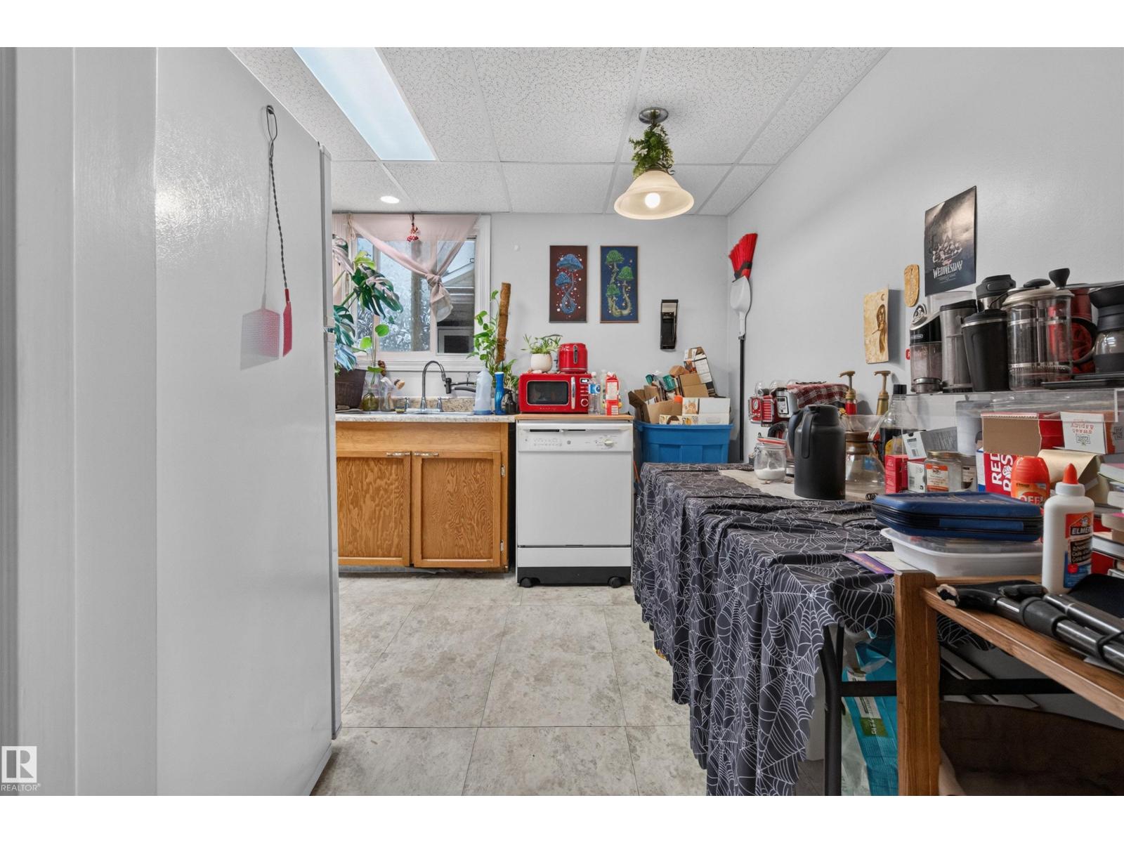 10831 80 AV NW - 13