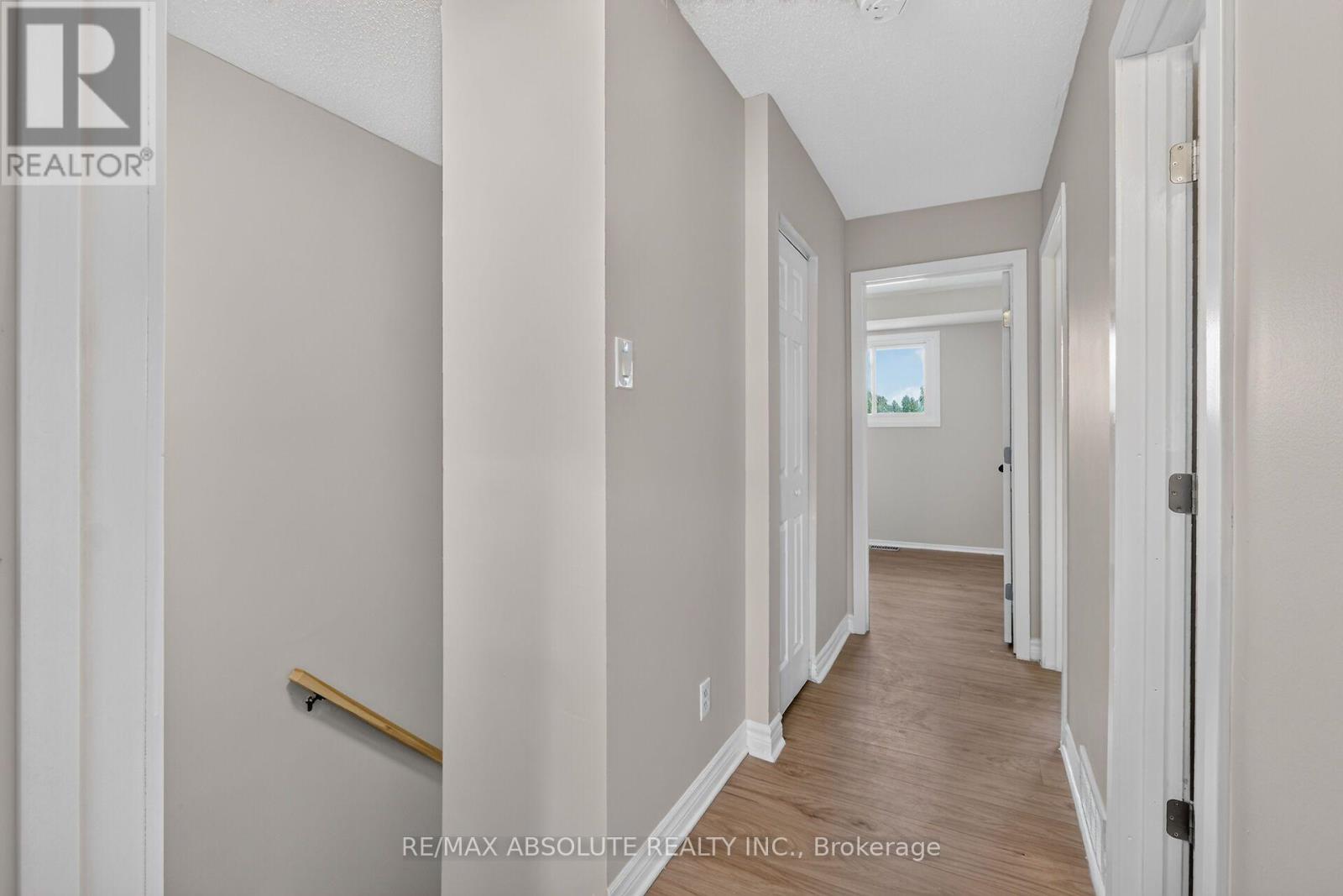 #49 3266 UPLANDS DRIVE - 15