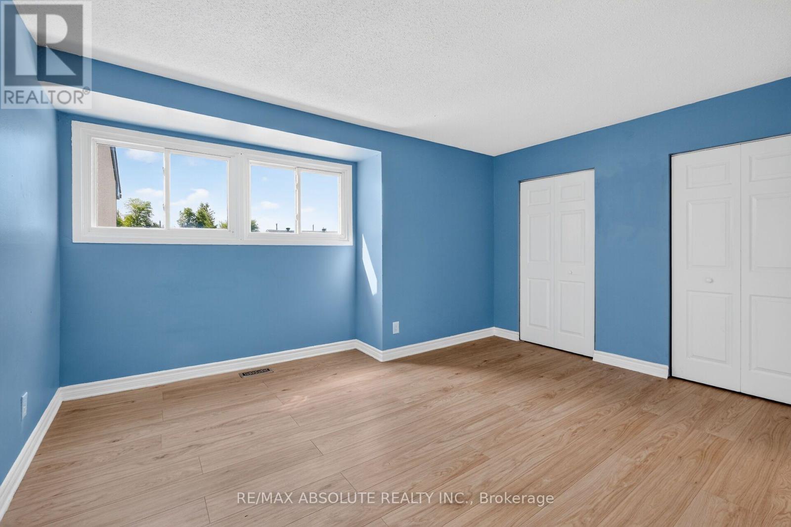 #49 3266 UPLANDS DRIVE - 17