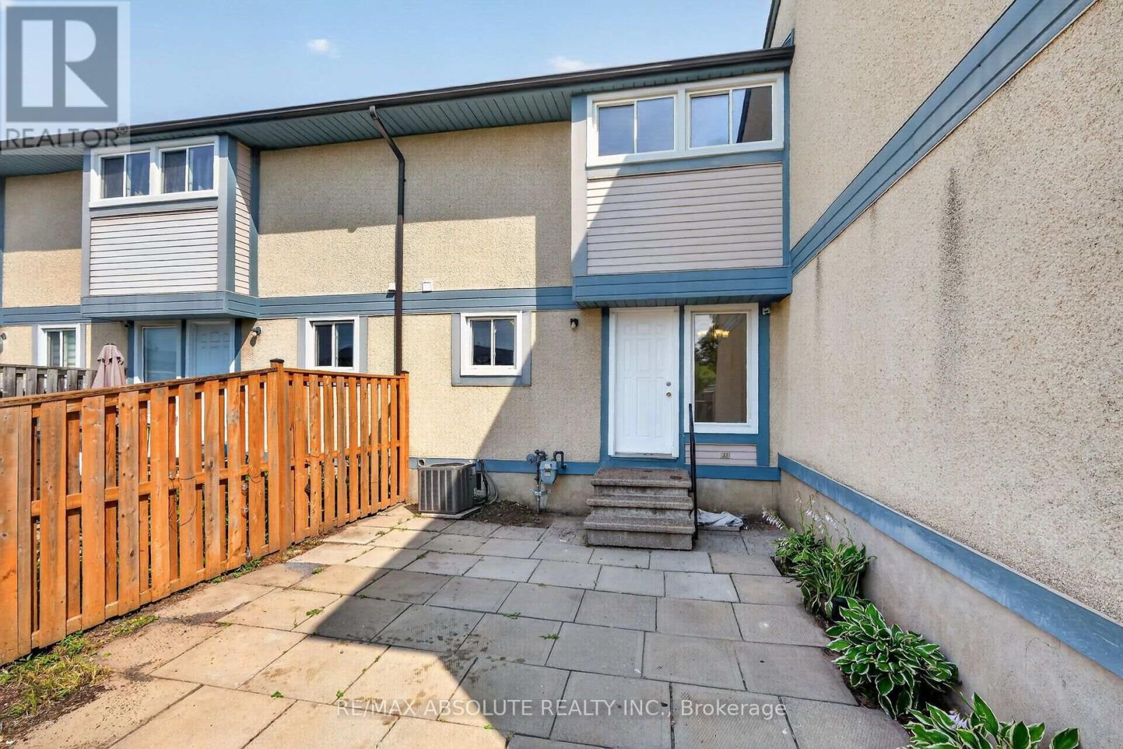 #49 3266 UPLANDS DRIVE - 25