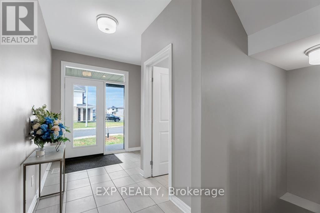 848 SNOWDROP CRESCENT - 35
